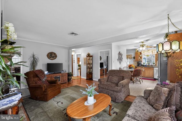 8 LUKENS ST, Feasterville Trevose, PA 19053