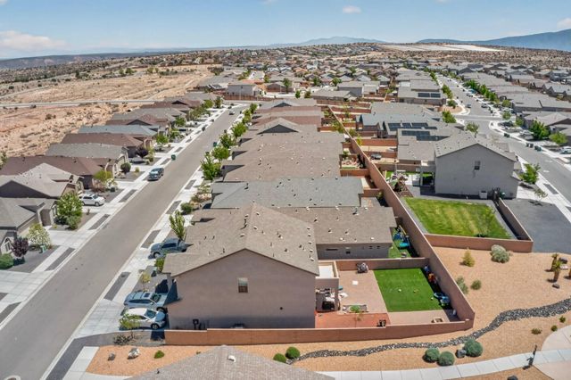 4276 CROWNED EAGLE Loop NE, Rio Rancho, NM 87144