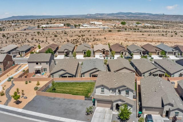 4276 CROWNED EAGLE Loop NE, Rio Rancho, NM 87144