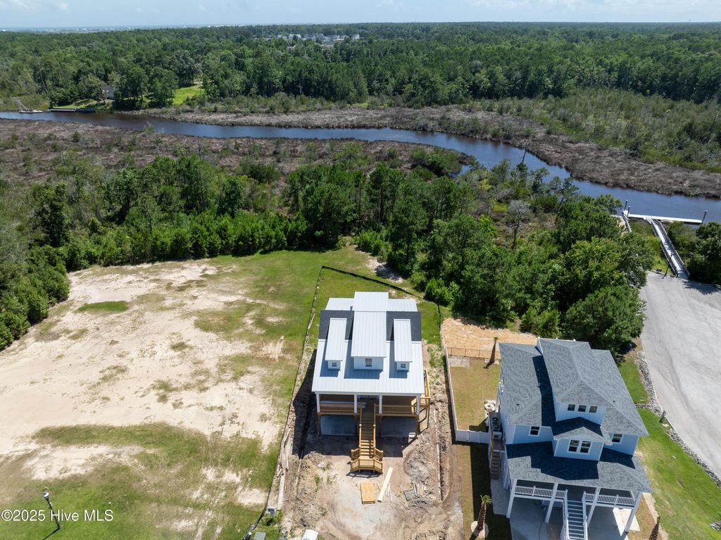 256 Kings Creek, Holly Ridge, NC 28445