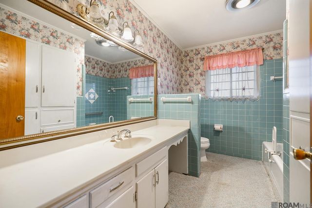 8343 Greenmoss Dr, Baton Rouge, LA 70806