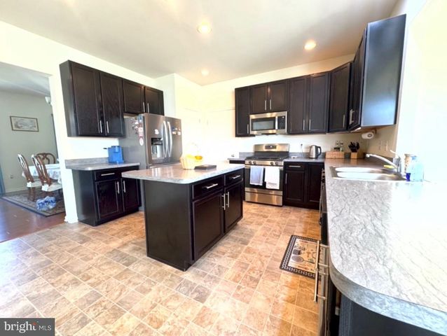 570 GINN ST, Townsend, DE 19734
