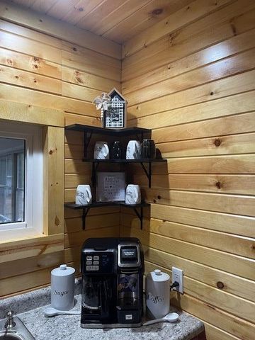 9520 S Rainbow Lake Drive, Lake Twp, MI 49304