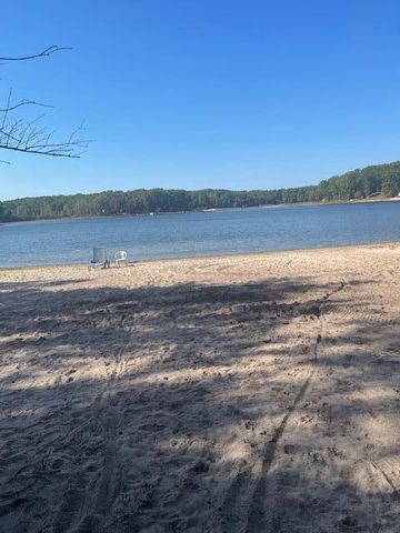 9520 S Rainbow Lake Drive, Lake Twp, MI 49304