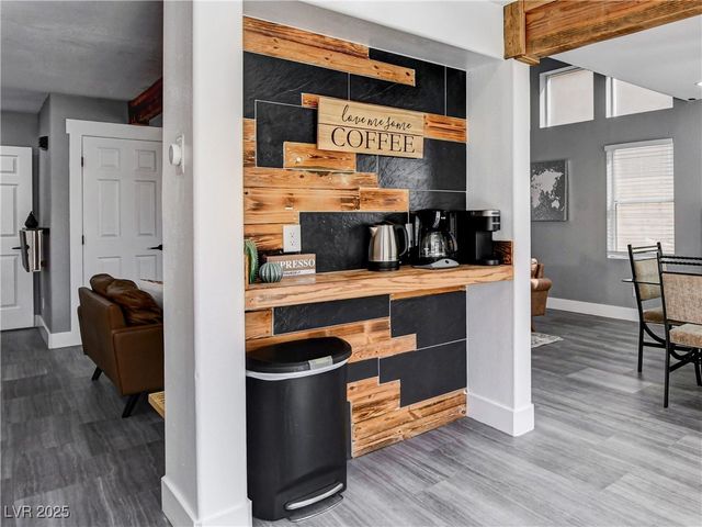 9931 Sparrow Ridge Avenue, Las Vegas, NV 89117