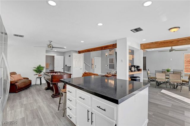 9931 Sparrow Ridge Avenue, Las Vegas, NV 89117