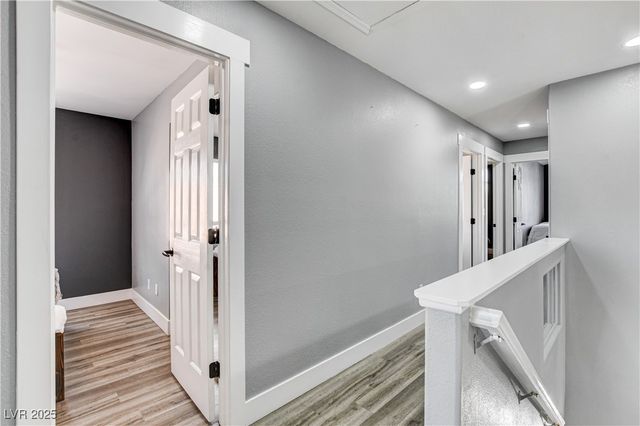 9931 Sparrow Ridge Avenue, Las Vegas, NV 89117