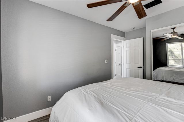 9931 Sparrow Ridge Avenue, Las Vegas, NV 89117