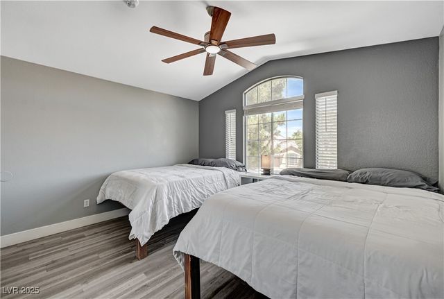 9931 Sparrow Ridge Avenue, Las Vegas, NV 89117