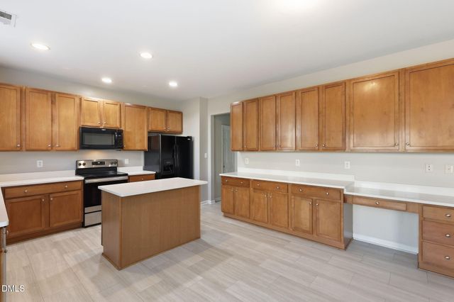 112 Jasper Point Drive, Holly Springs, NC 27540