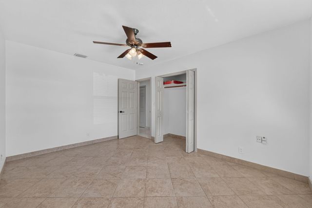 905 NW 133RD Avenue, Sunrise, FL 33325