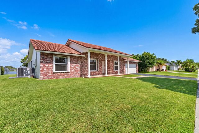 905 NW 133RD Avenue, Sunrise, FL 33325