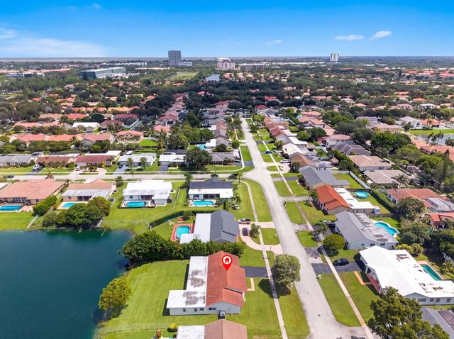 905 NW 133RD Avenue, Sunrise, FL 33325