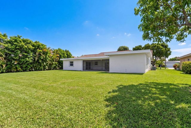 905 NW 133RD Avenue, Sunrise, FL 33325