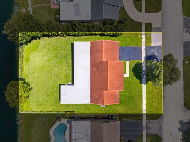 905 NW 133RD Avenue, Sunrise, FL 33325