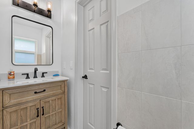 905 NW 133RD Avenue, Sunrise, FL 33325