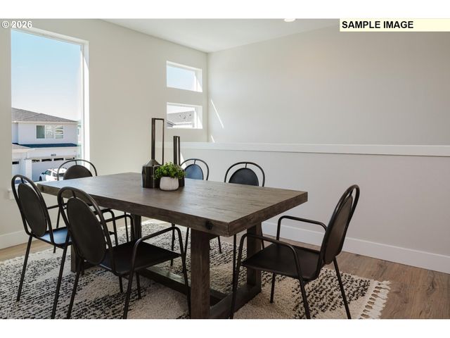 12430 Sw Silvertip St, Beaverton, OR 97007