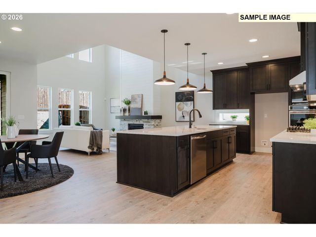 12430 Sw Silvertip St, Beaverton, OR 97007