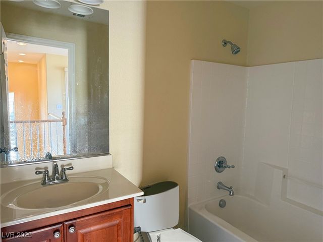 8451 Quarentina Avenue, Las Vegas, NV 89149