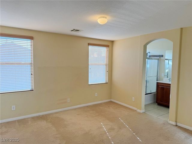 8451 Quarentina Avenue, Las Vegas, NV 89149