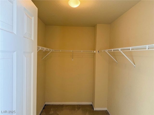 8451 Quarentina Avenue, Las Vegas, NV 89149