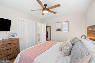 280 COLUMBUS DR, Mantua, NJ 08051