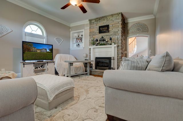 1332 Paris Road, Mt Sterling, KY 40353