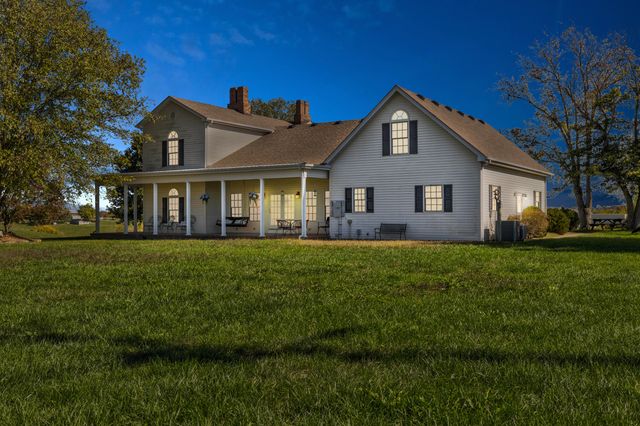 1332 Paris Road, Mt Sterling, KY 40353