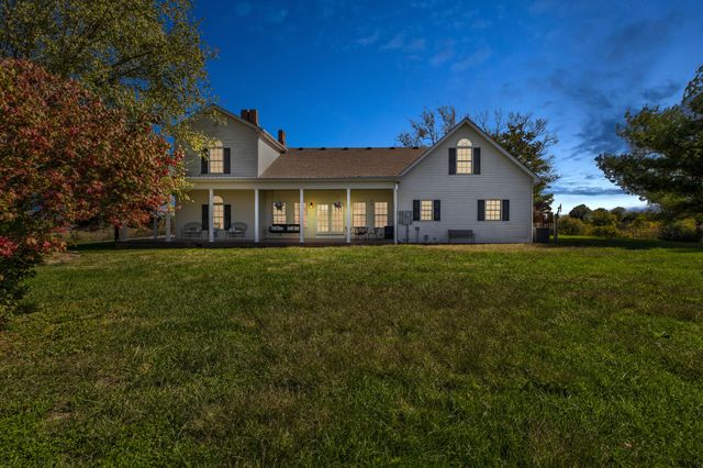 1332 Paris Road, Mt Sterling, KY 40353