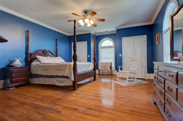 1332 Paris Road, Mt Sterling, KY 40353