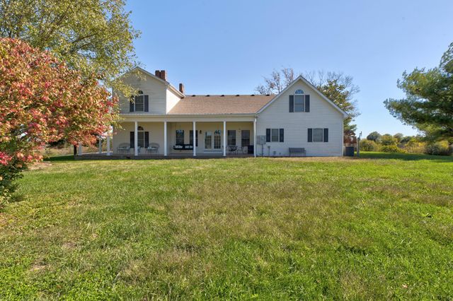 1332 Paris Road, Mt Sterling, KY 40353