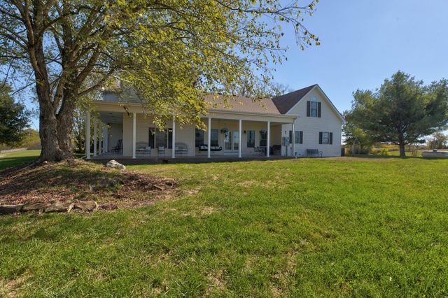 1332 Paris Road, Mt Sterling, KY 40353