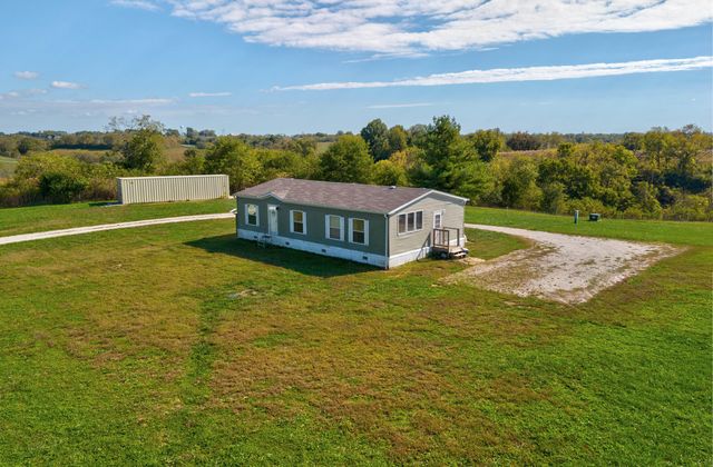 1332 Paris Road, Mt Sterling, KY 40353