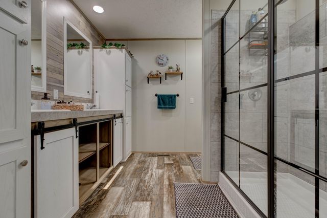 1332 Paris Road, Mt Sterling, KY 40353