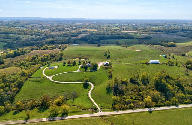 1332 Paris Road, Mt Sterling, KY 40353