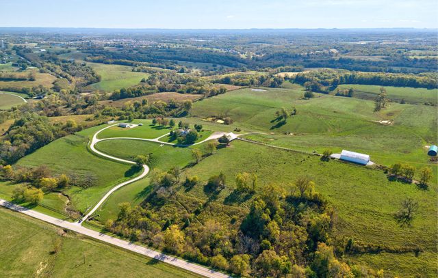 1332 Paris Road, Mt Sterling, KY 40353