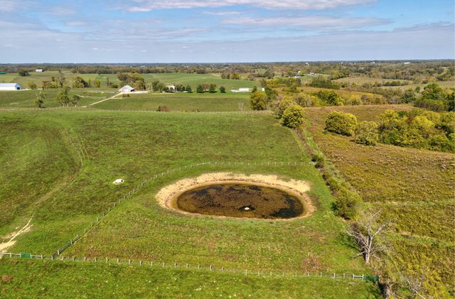 1332 Paris Road, Mt Sterling, KY 40353