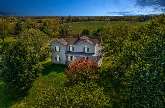 1332 Paris Road, Mt Sterling, KY 40353