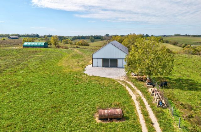 1332 Paris Road, Mt Sterling, KY 40353