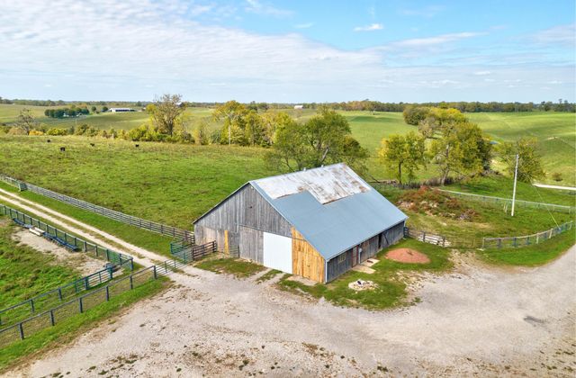 1332 Paris Road, Mt Sterling, KY 40353