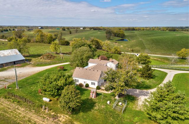 1332 Paris Road, Mt Sterling, KY 40353