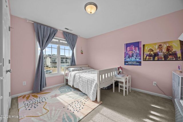 106 Dukes Lake Circle, Richlands, NC 28574