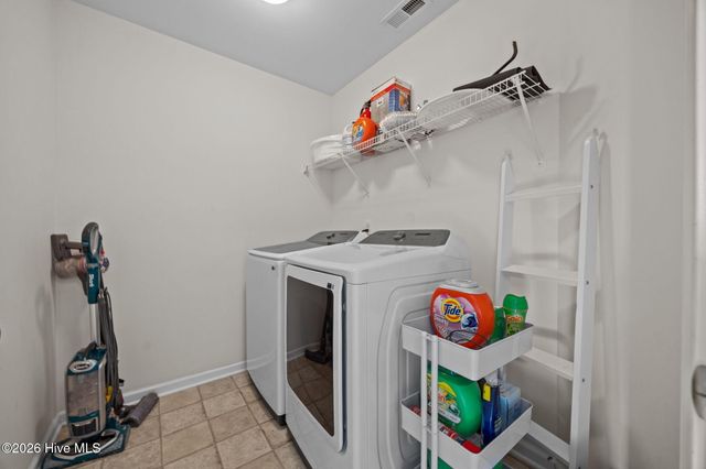 106 Dukes Lake Circle, Richlands, NC 28574