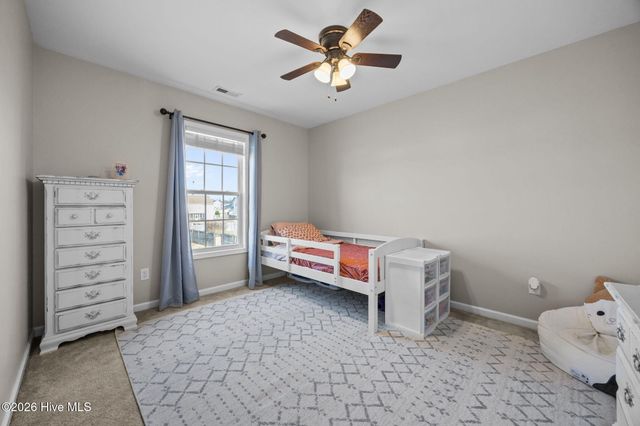 106 Dukes Lake Circle, Richlands, NC 28574