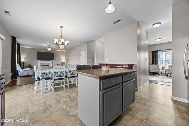 106 Dukes Lake Circle, Richlands, NC 28574