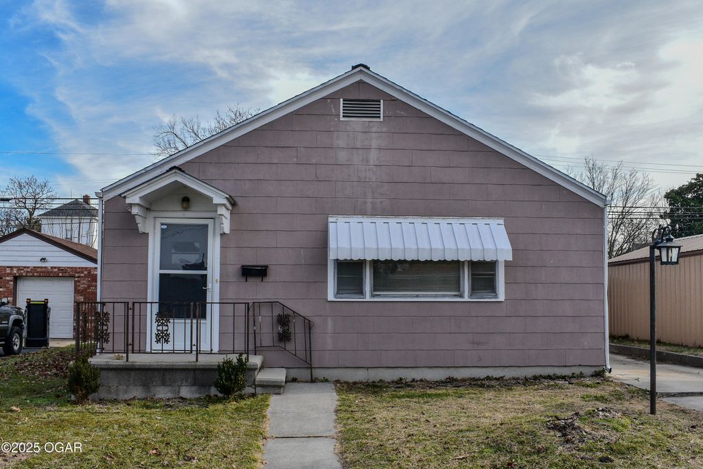 905 S Main Street, Galena, KS 66739