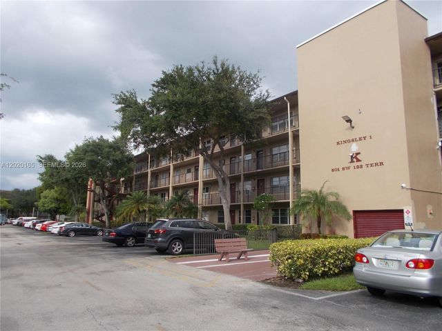 801 SW 133rd Ter 110K, Pembroke Pines, FL 33027