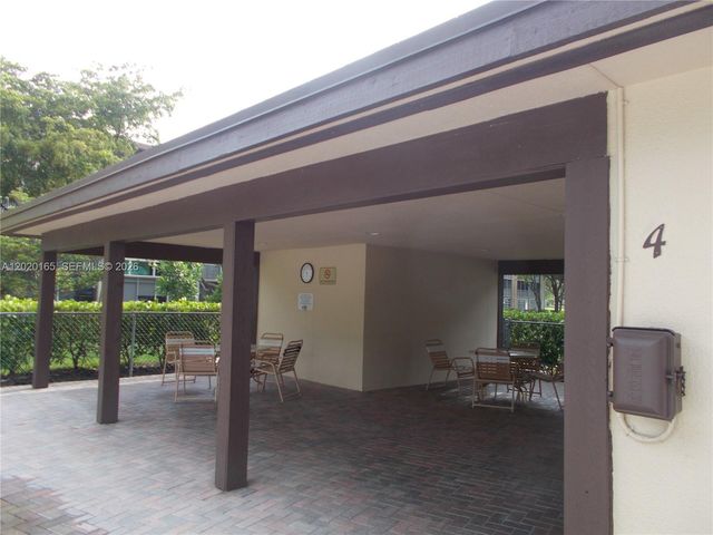 801 SW 133rd Ter 110K, Pembroke Pines, FL 33027