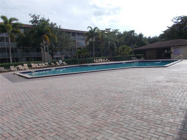 801 SW 133rd Ter 110K, Pembroke Pines, FL 33027