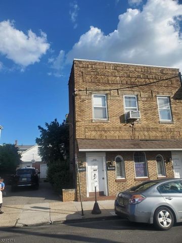 230 Christine St, Elizabeth City, NJ 07202